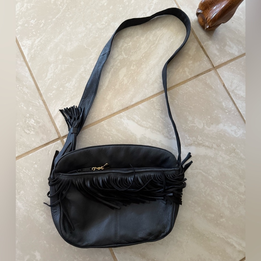 Vintage Brio! Fringe Crossbody Bag - Picture 2 of 7
